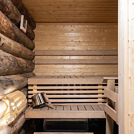 Polar Aurora Cabins Сариселка Екстериор снимка
